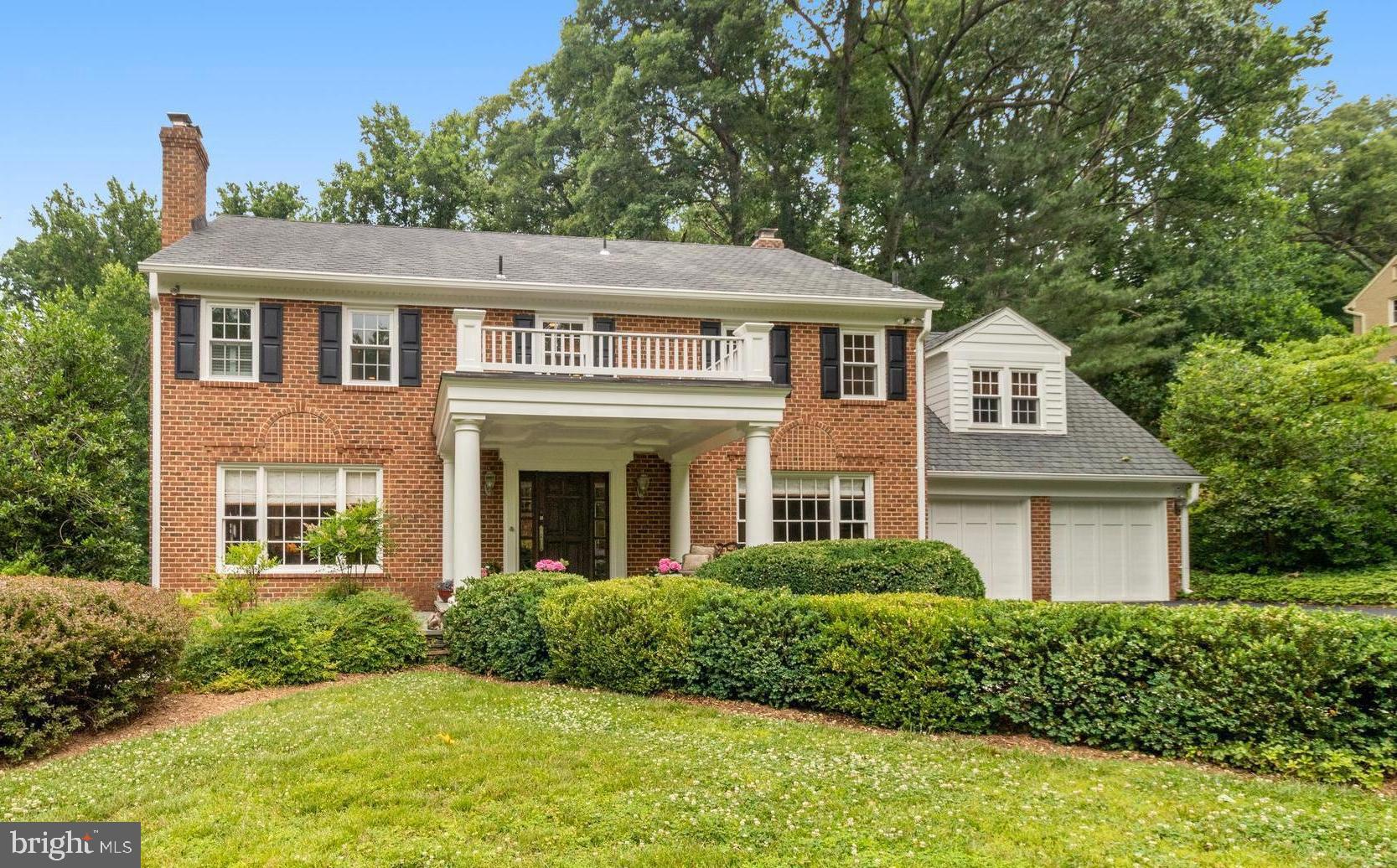 8618 Brook Road McLean, VA 22102 - Photo 3 of 81