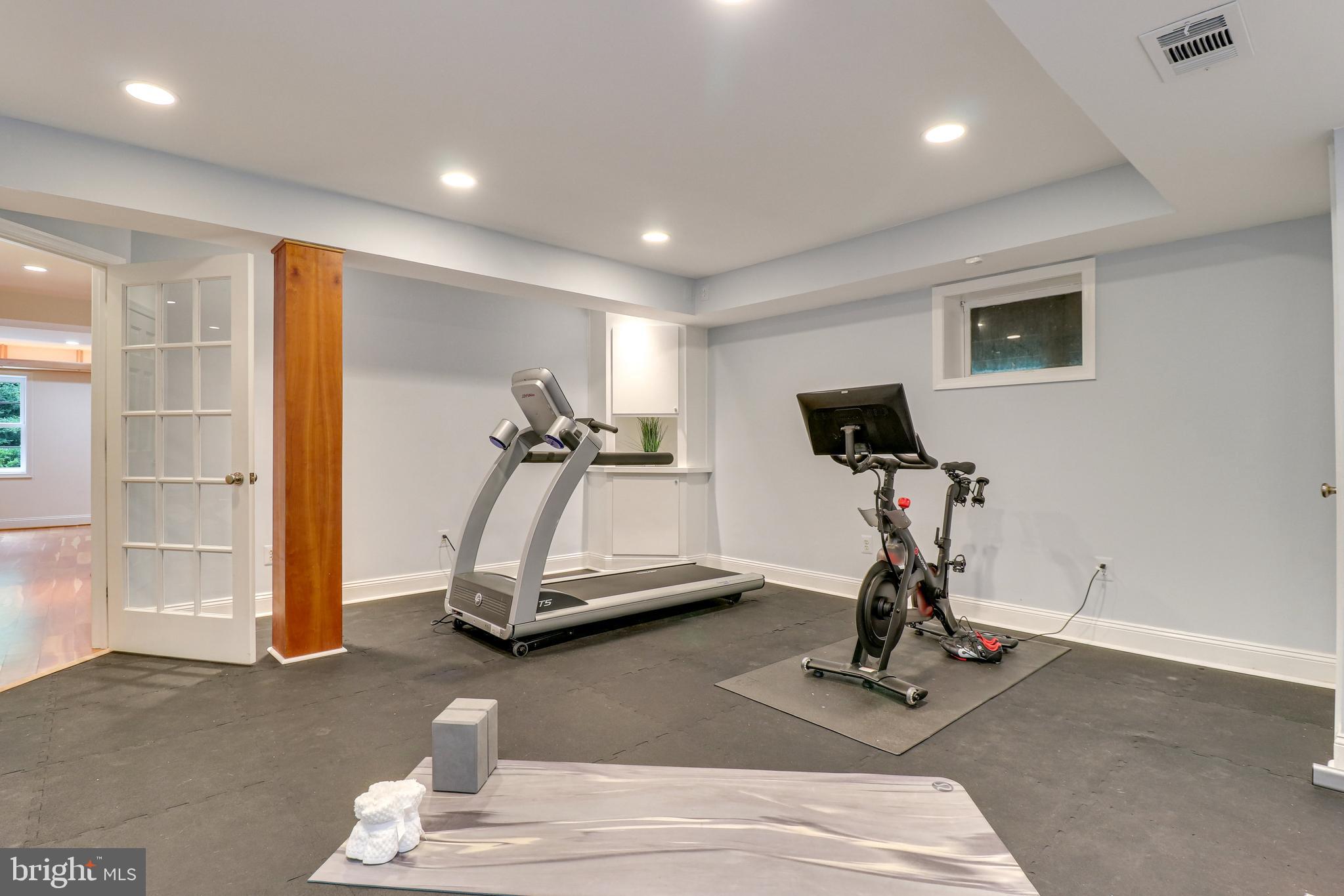 8618 Brook Road McLean, VA 22102 - Photo 65 of 81