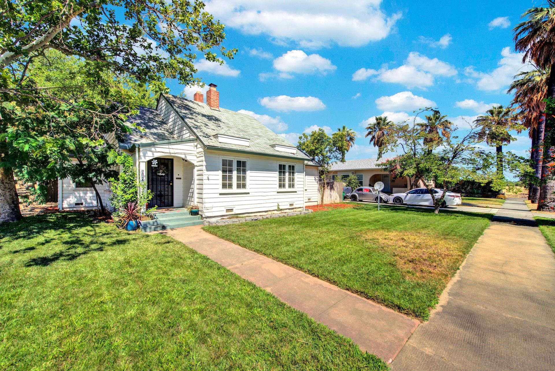 310 4th Street Corning, CA 96021 - Photo 8 of 55