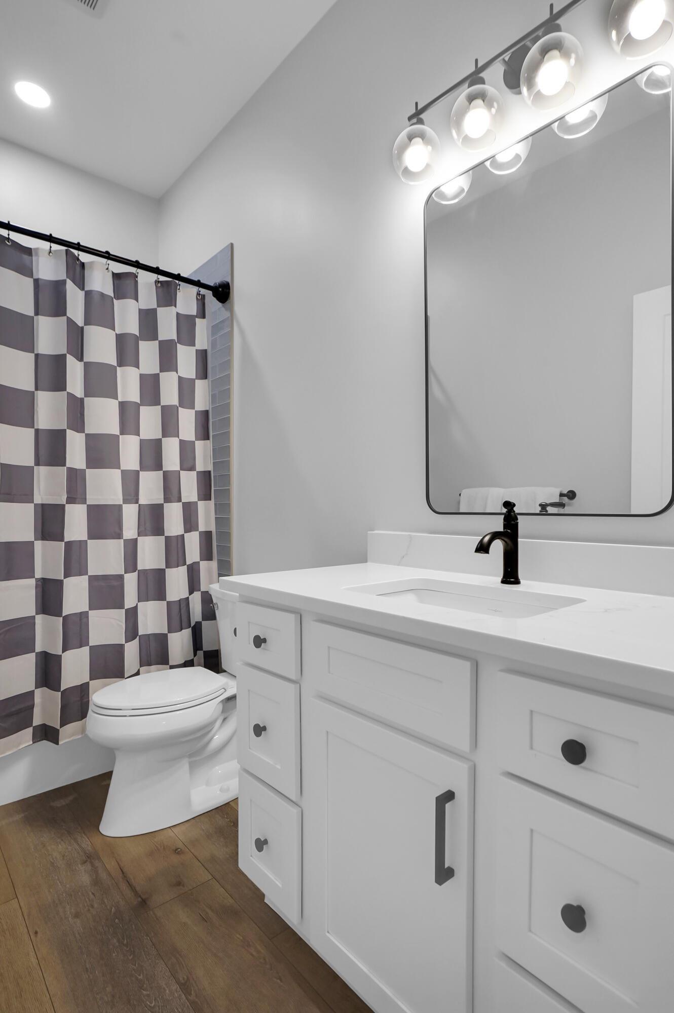 9242 Irish Road Grand Blanc, MI 48439 - Photo 23 of 41 DSC07927