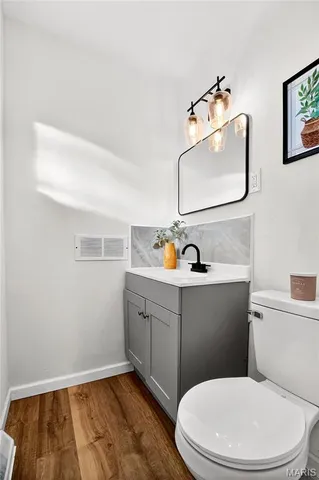 $189,900 | 7241 Berkridge Drive, Hazelwood, MO 63042