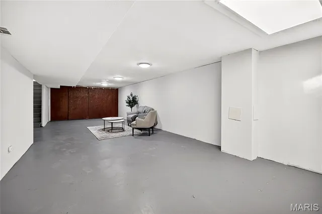 $189,900 | 7241 Berkridge Drive, Hazelwood, MO 63042