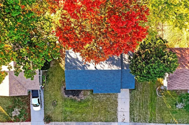 $189,900 | 7241 Berkridge Drive, Hazelwood, MO 63042