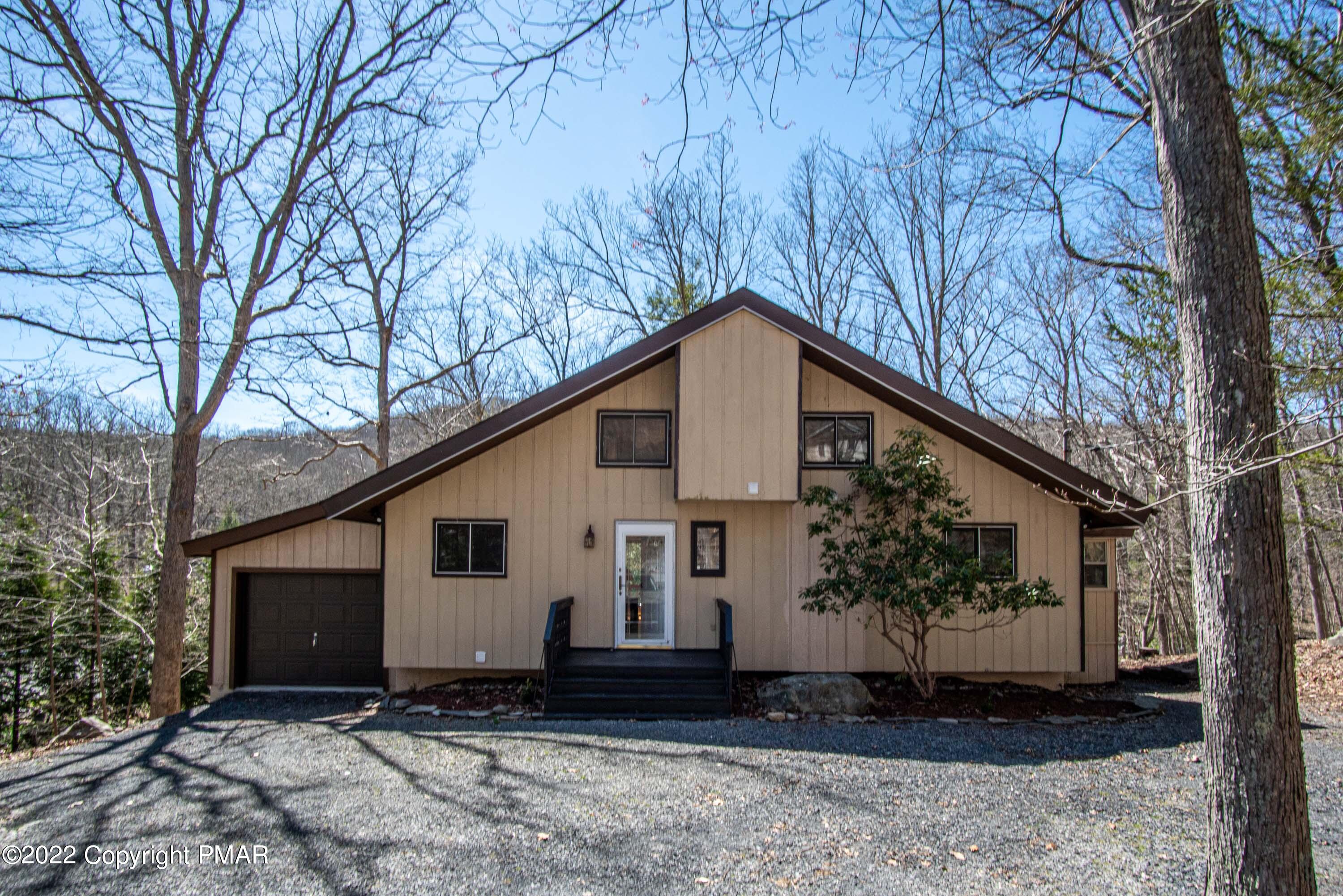 6374 Decker Road Bushkill, PA 18324 - Photo 4 of 60 6374 Decker-2