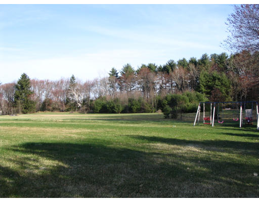 17 Grand Oak Farm Road Hadley, MA 01035 - Photo 8 of 8 Gallery Image 8