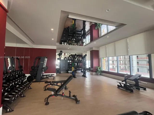 $5,490 | 11 Northeast 6th Street, Unit 2501, Miami, FL 33132