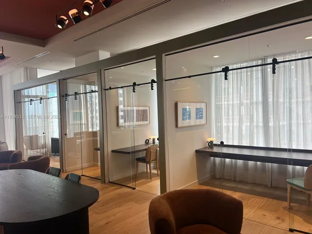 $5,490 | 11 Northeast 6th Street, Unit 2501, Miami, FL 33132