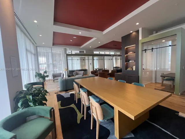 $5,490 | 11 Northeast 6th Street, Unit 2501, Miami, FL 33132