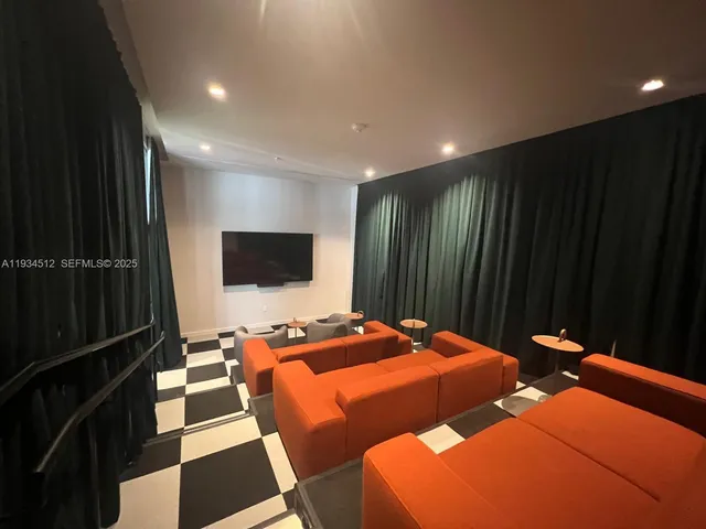 $5,490 | 11 Northeast 6th Street, Unit 2501, Miami, FL 33132