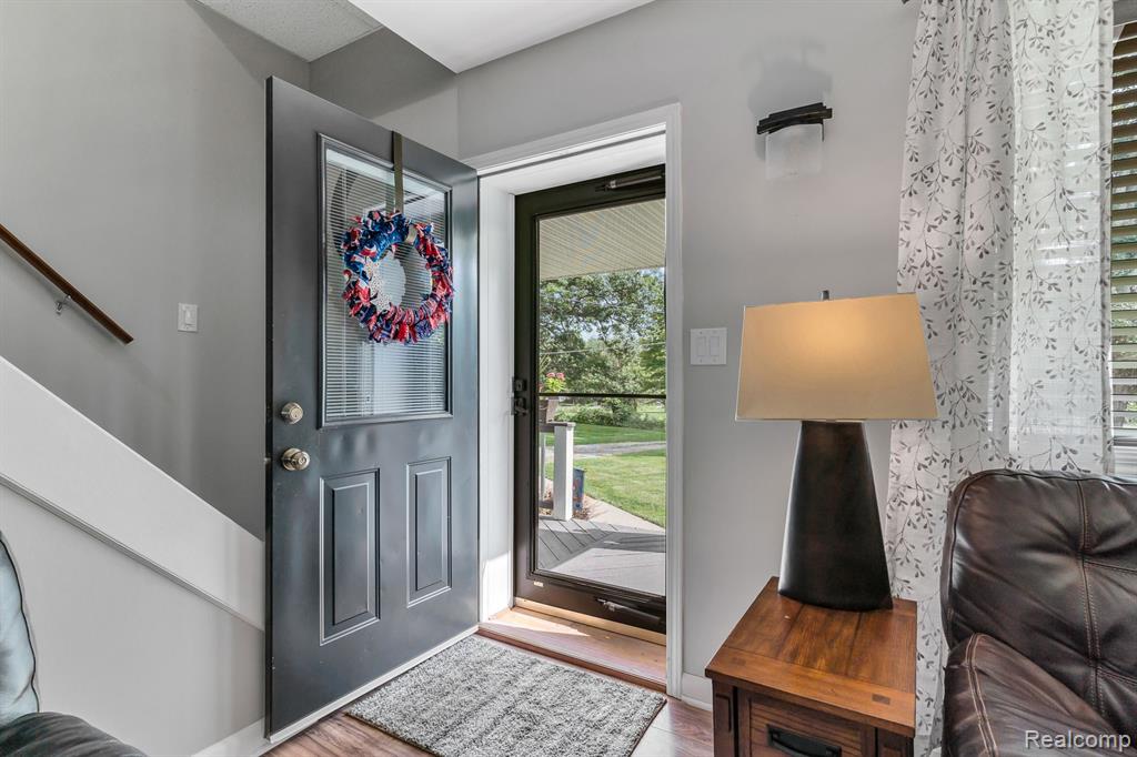 7487 Jordan Road Grand Blanc, MI 48439 - Photo 8 of 45 Gallery Image 8