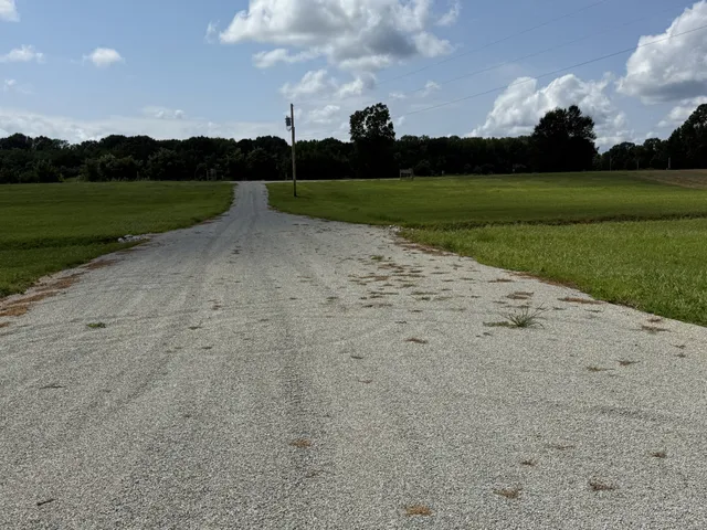 $520,000 | 188 South S River, Clifton, TN 38425