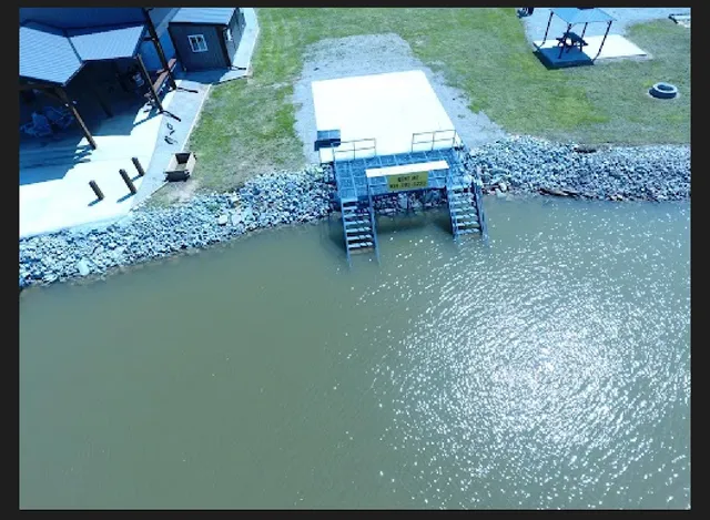 $520,000 | 188 South S River, Clifton, TN 38425