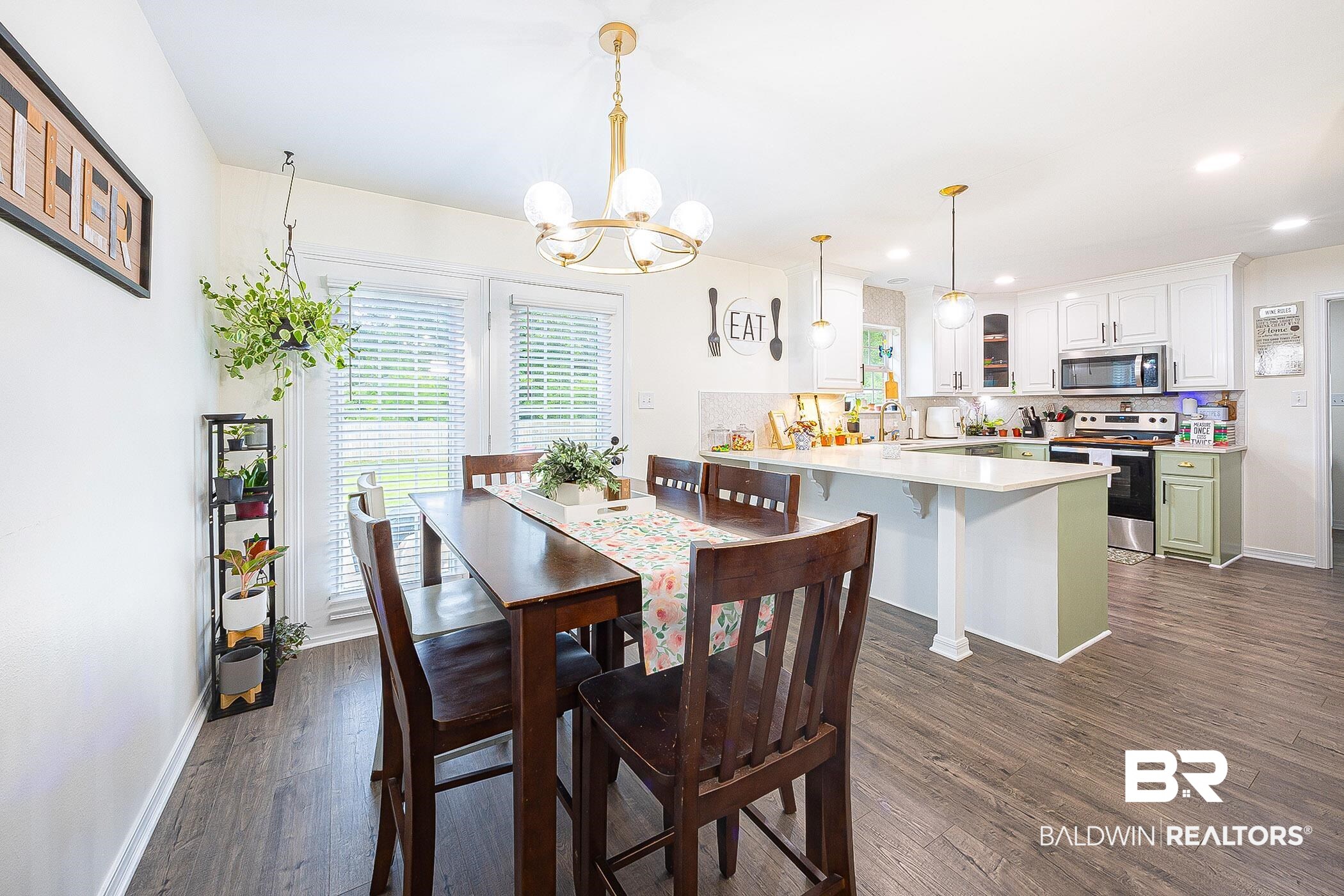 5304 Lansdowne Drive Mobile, AL 36693 - Photo 6 of 28 Dining Area