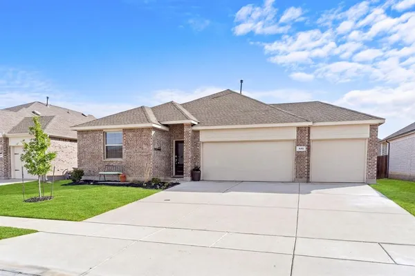 $2,050 | 445 Catalpa Drive, Princeton, TX 75407