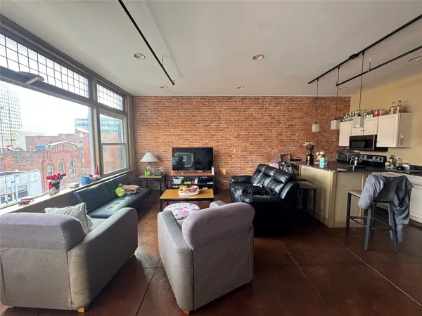 $3,100 | 135 Washington Street, Binghamton, NY 13901