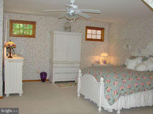 1291 Kuhn Road Boiling Springs, PA 17007 - Photo 14 of 24 Gallery Image 14