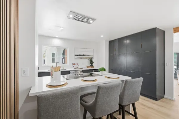 $925,000 | 10910 Glen Artney Street, Oakland, CA 94605