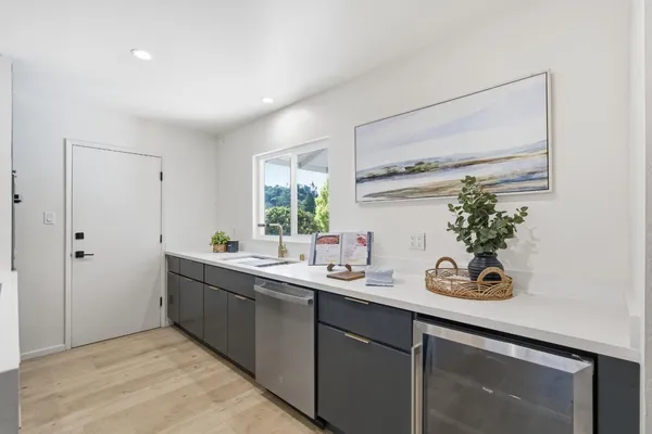 $925,000 | 10910 Glen Artney Street, Oakland, CA 94605