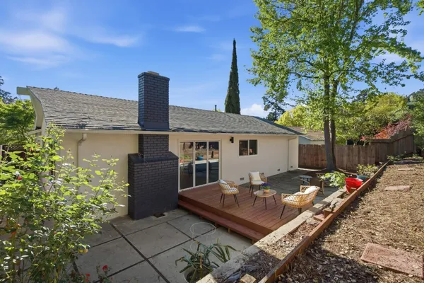 $925,000 | 10910 Glen Artney Street, Oakland, CA 94605
