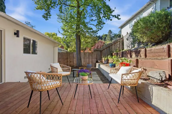 $925,000 | 10910 Glen Artney Street, Oakland, CA 94605
