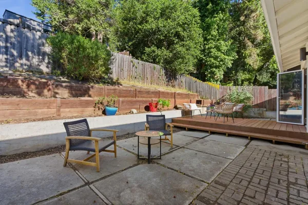 $925,000 | 10910 Glen Artney Street, Oakland, CA 94605