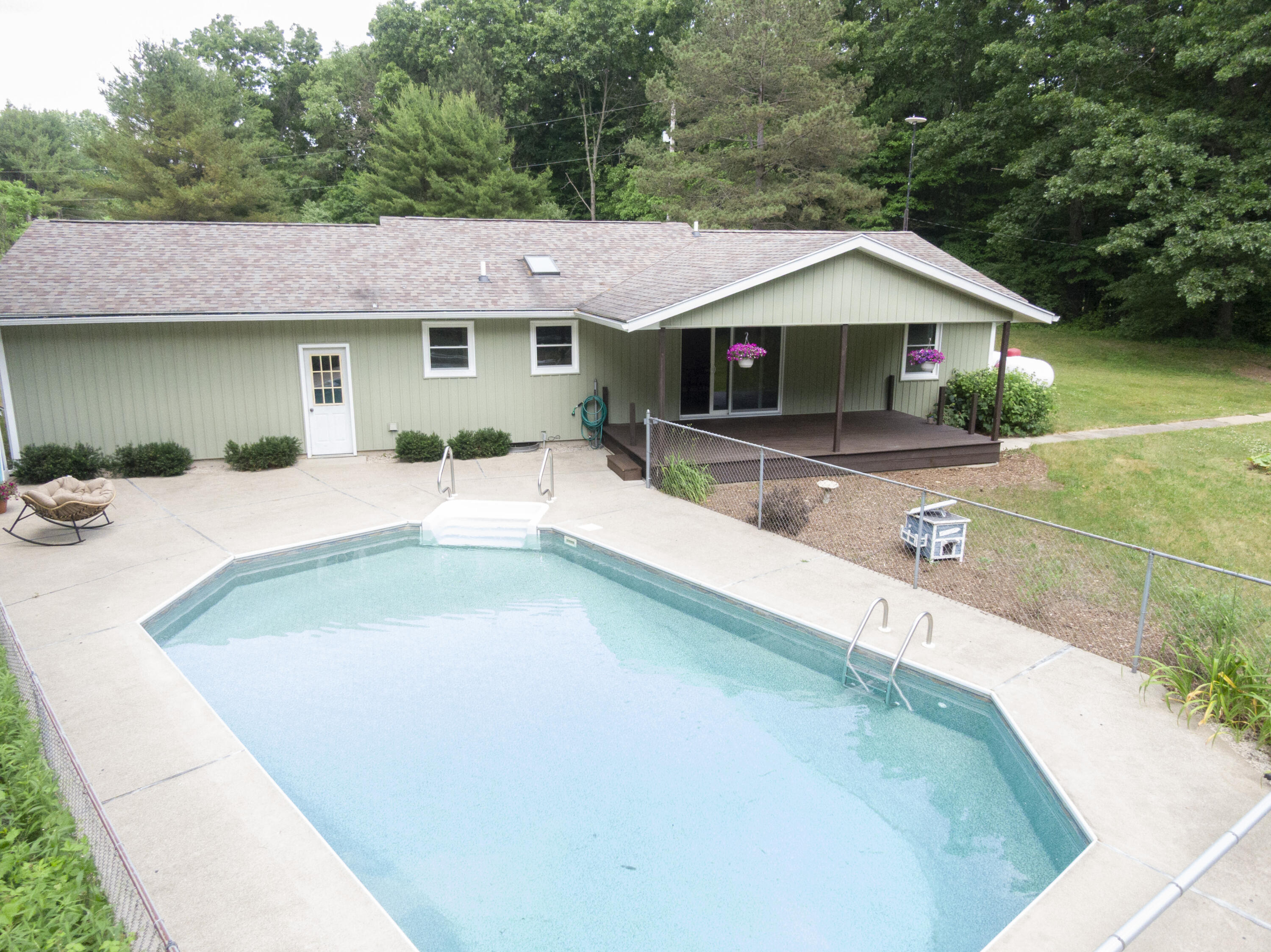 186 Baseline Road-47