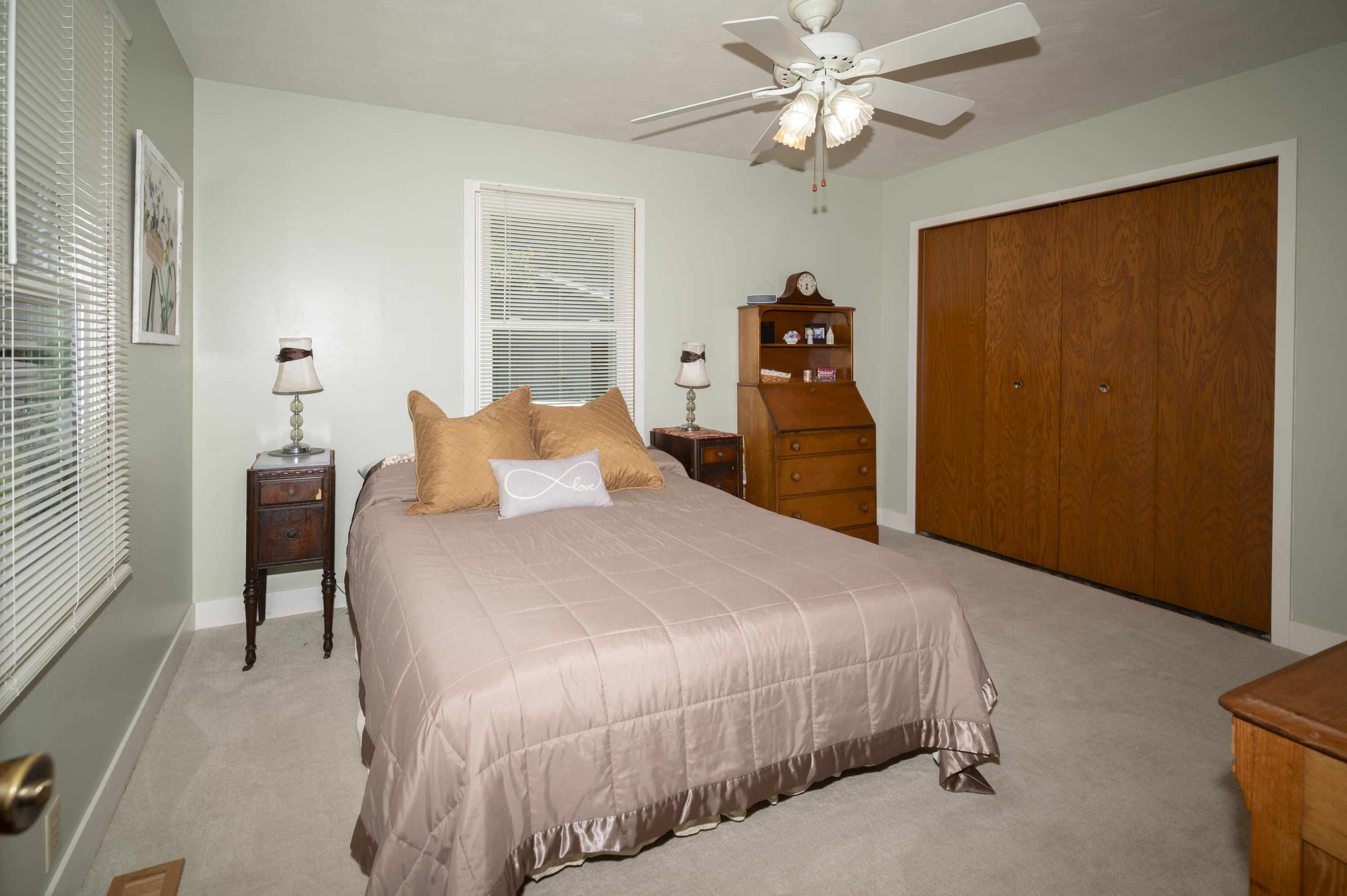 186 Baseline Road Battle Creek, MI 49017 - Photo 12 of 33 Bed 2