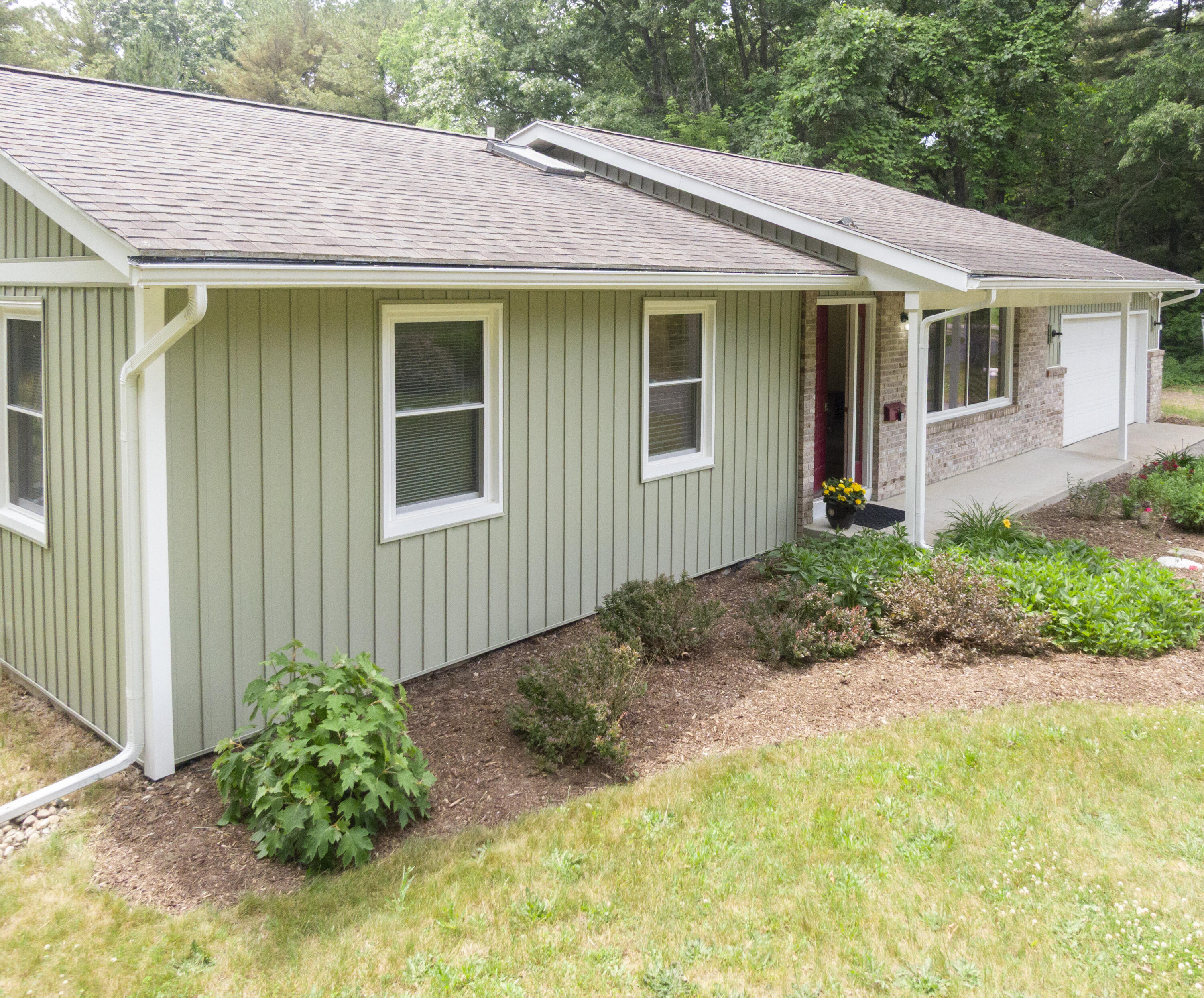 186 Baseline Road Battle Creek, MI 49017 - Photo 28 of 33 186 Baseline Road-50
