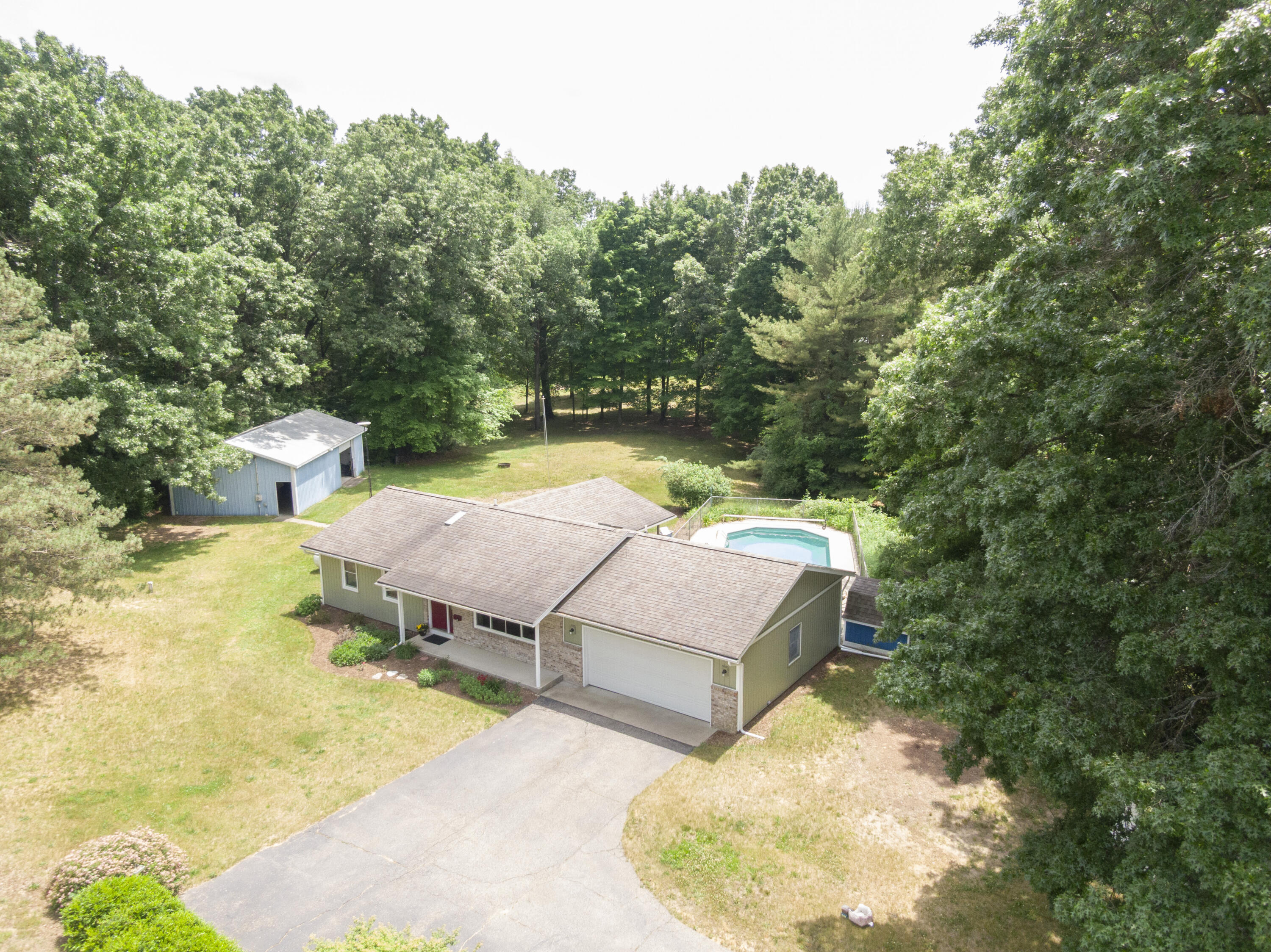 186 Baseline Road Battle Creek, MI 49017 - Photo 29 of 33 186 Baseline Road-52