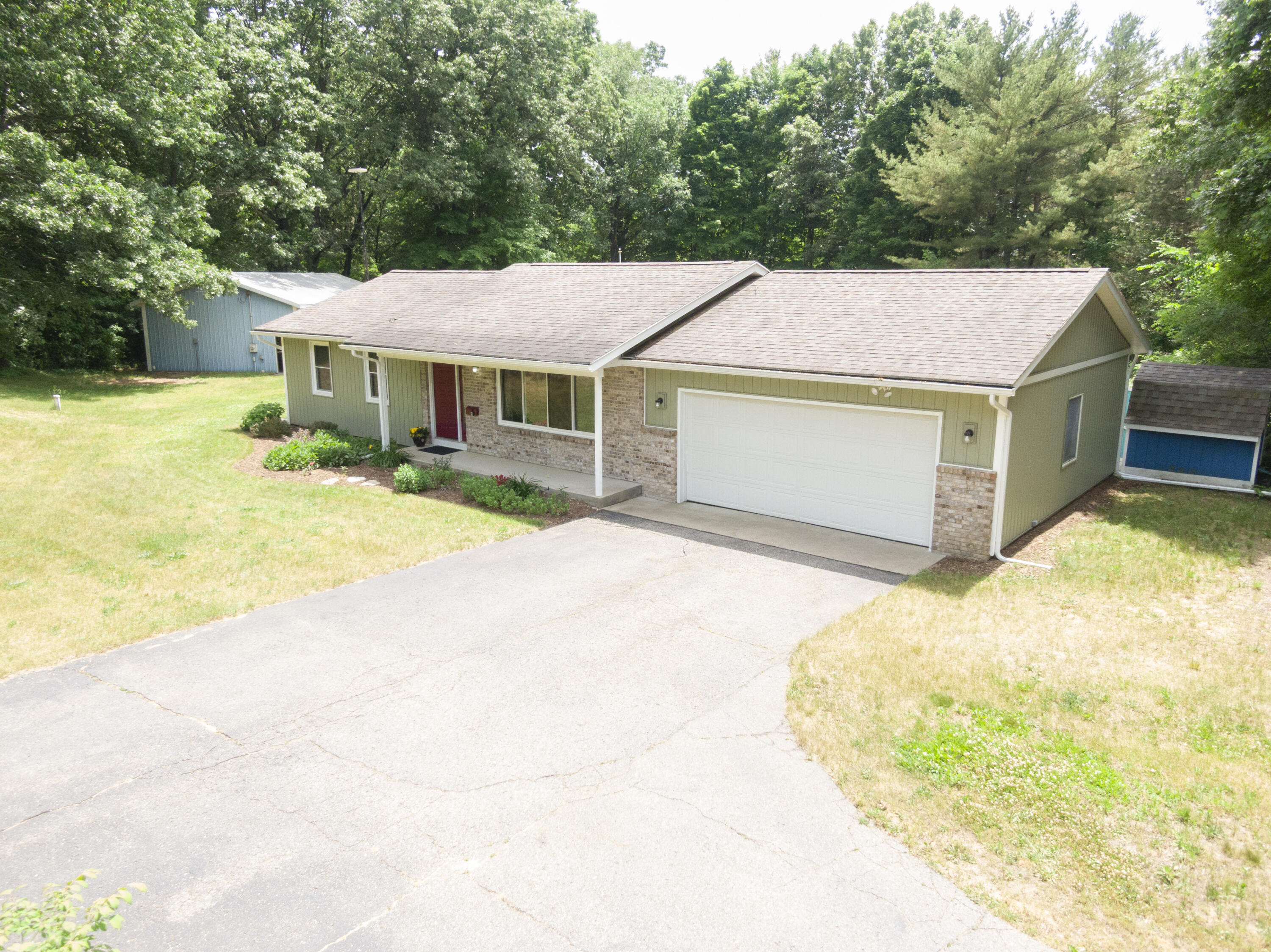 186 Baseline Road Battle Creek, MI 49017 - Photo 30 of 33 186 Baseline Road-53