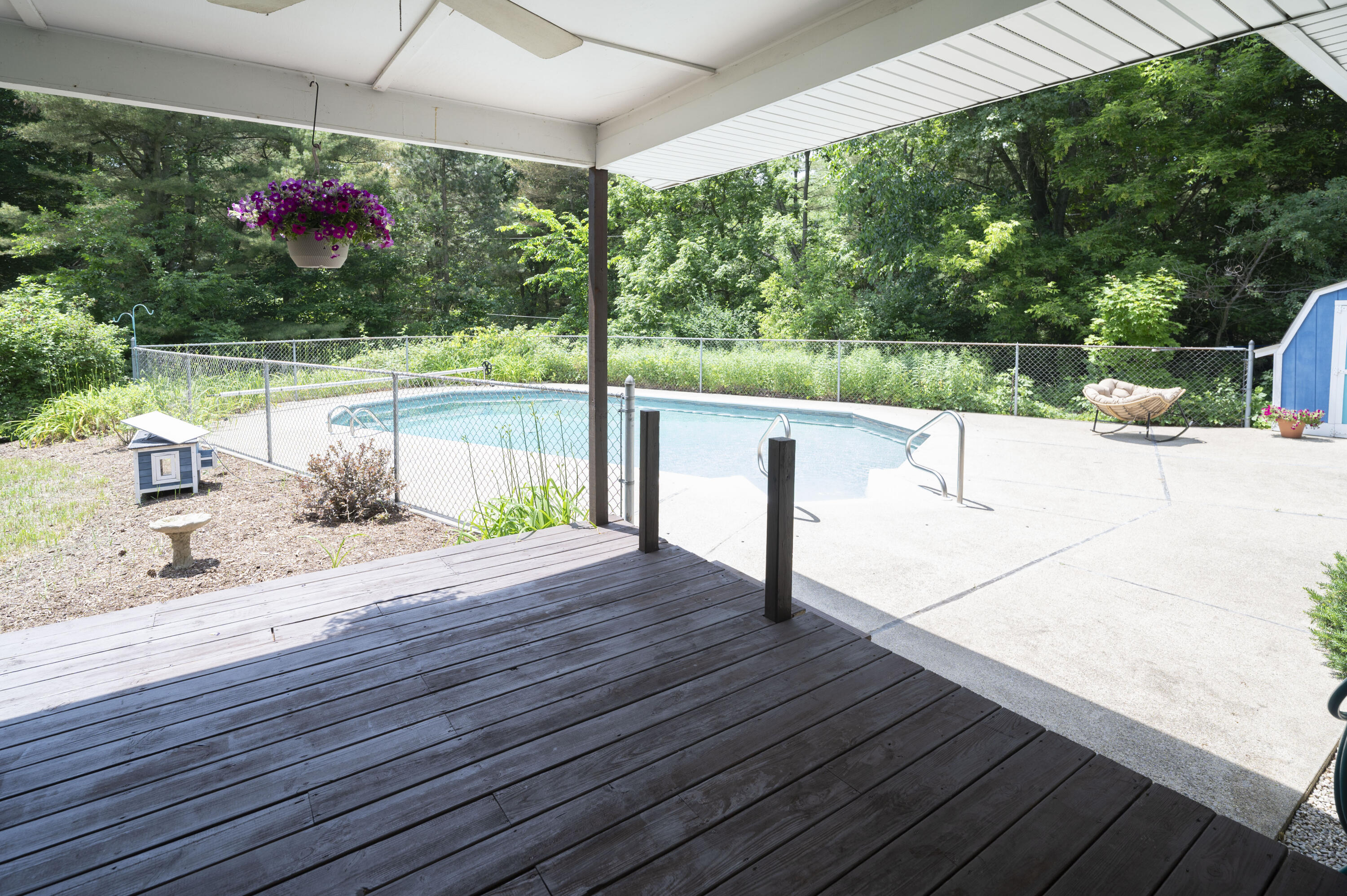 186 Baseline Road Battle Creek, MI 49017 - Photo 31 of 33 covered deck