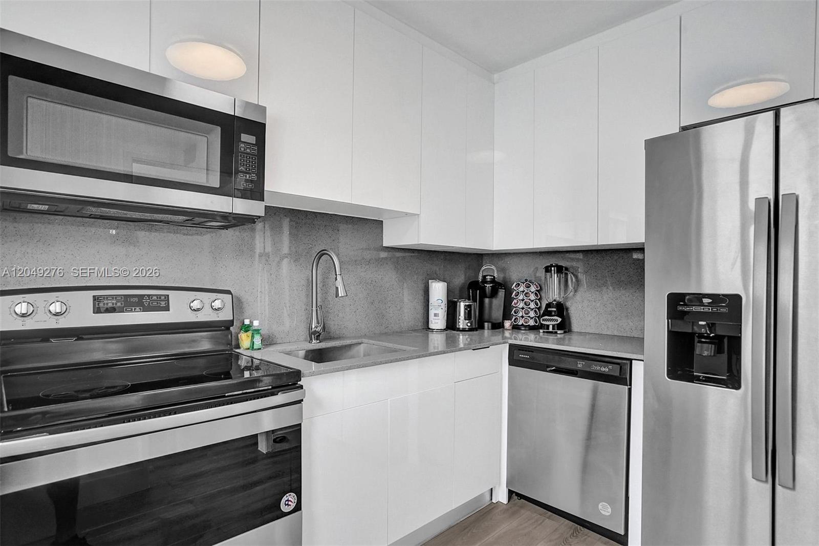 1440 16th Street, Unit 3 Miami Beach, FL 33139 - Photo 13 of 37