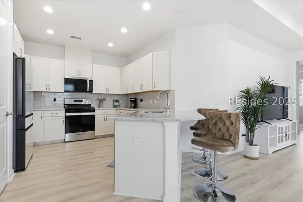 $3,200 | 855 Weekend Avenue, Hardeeville, SC 29927