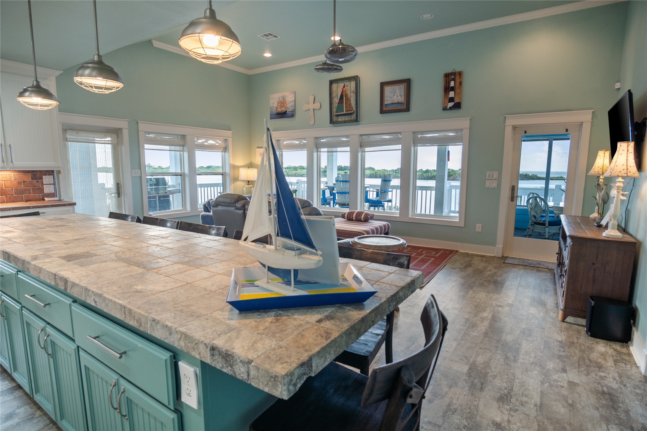 1682 Hamilton Avenue Port Bolivar, TX 77650 - Photo 13 of 38 a view of a dining room with furniture