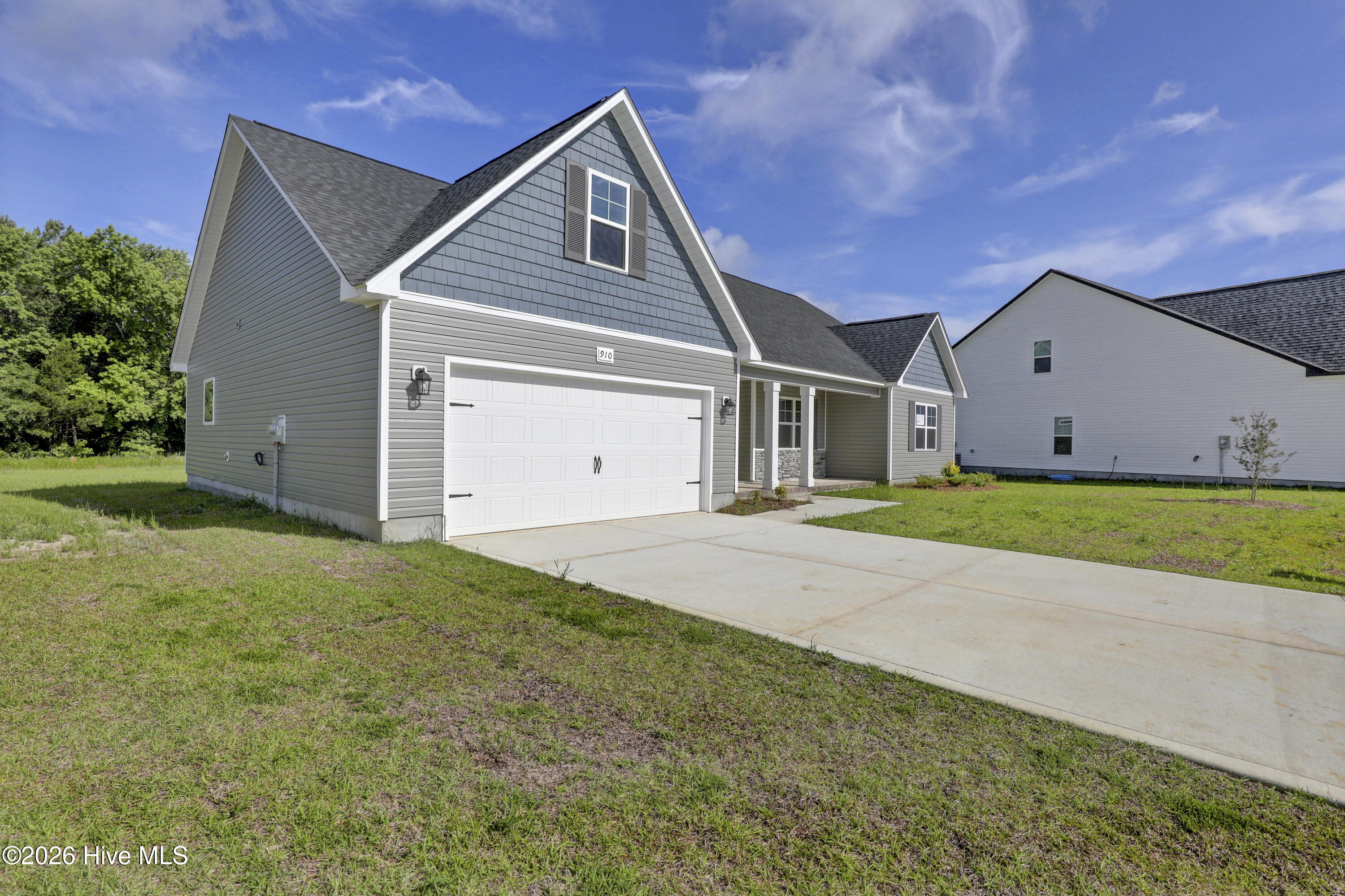 910 Wild Azalea Way Hubert, NC 28539 - Photo 2 of 29 6G8A0766