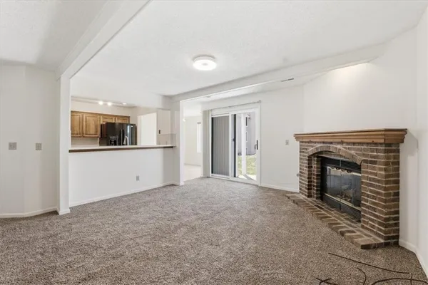 $172,000 | 13721 West 58th Terrace, Unit 1, Shawnee, KS 66216
