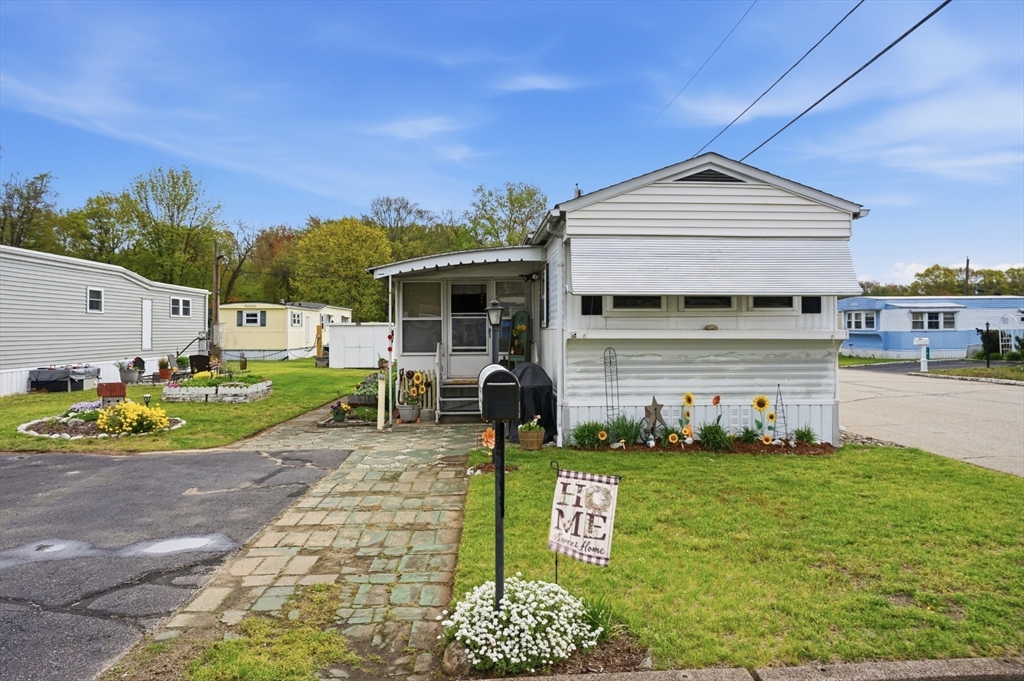 119 Rene Drive Attleboro, MA 02703 - Photo 2 of 22