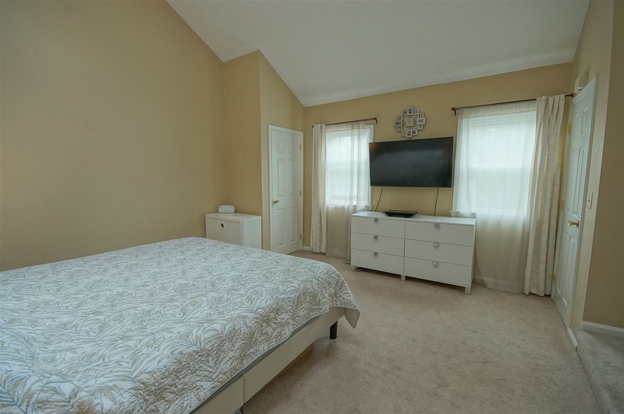 84 Sentry Way Merrimack, NH 03054 - Photo 15 of 25