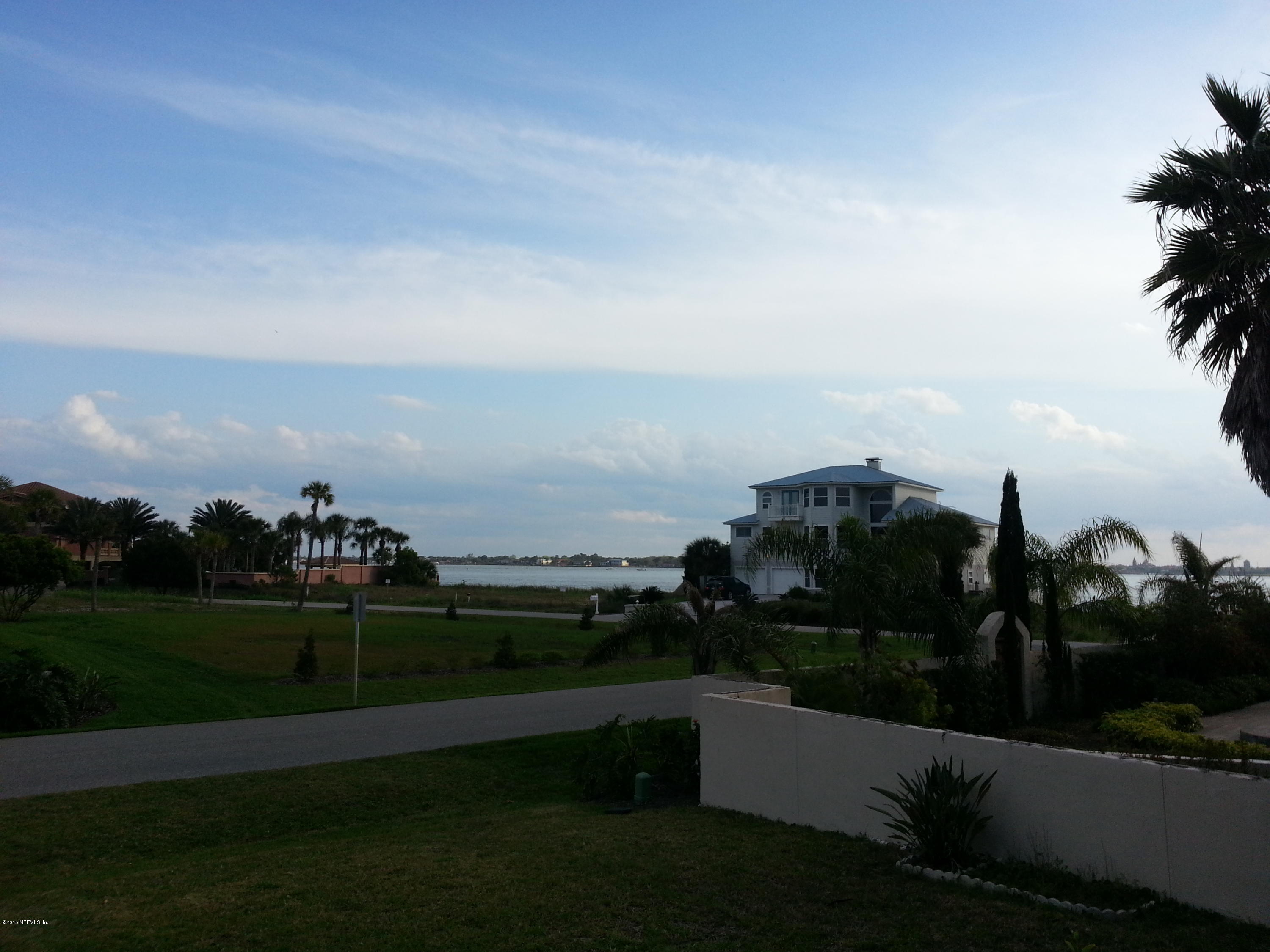 a view of a garden and lake view