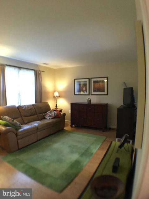 349 River Road Arnold, MD 21012 - Photo 20 of 25 Living Room