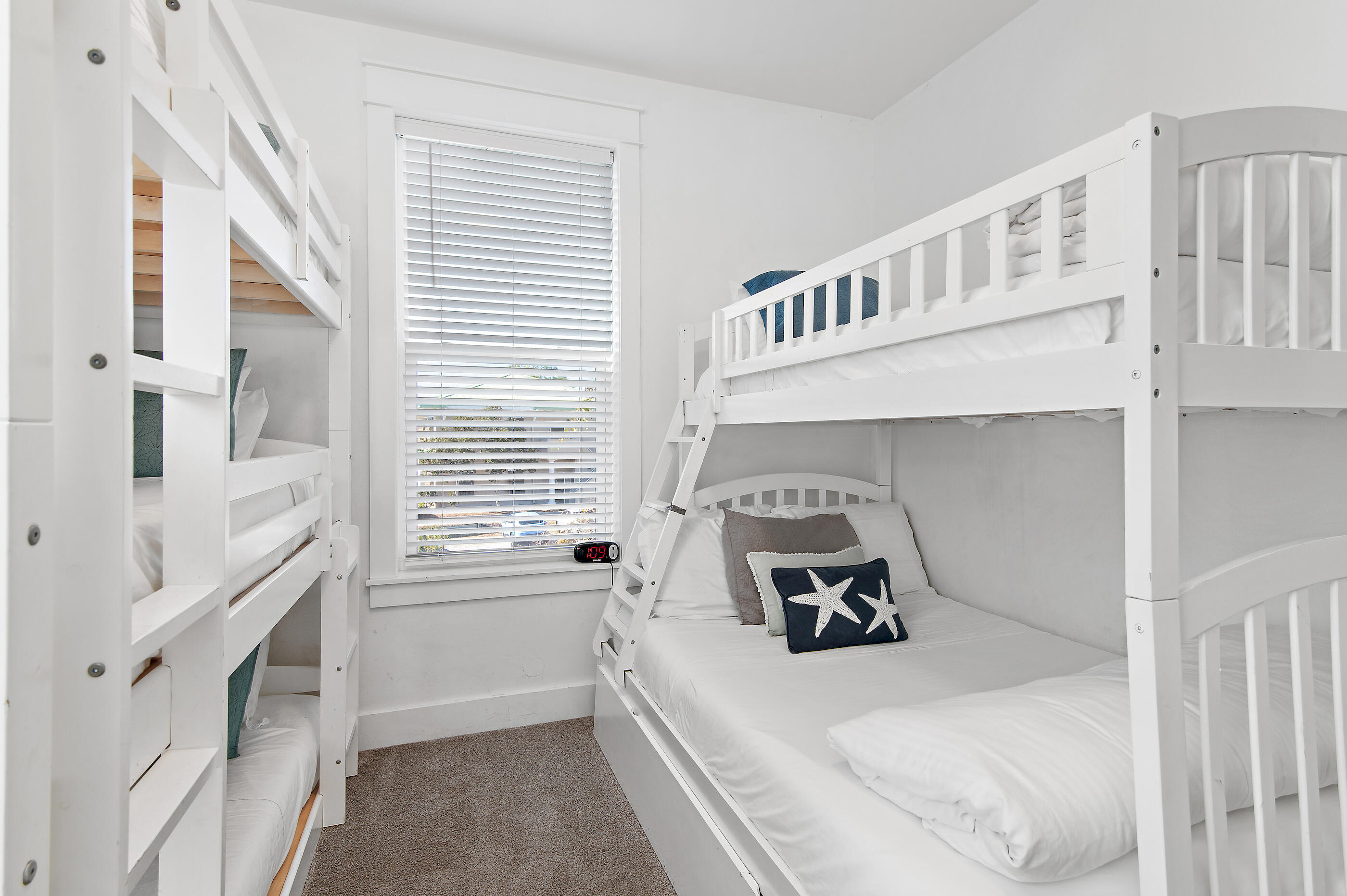 33 Sugar Sand Lane Santa Rosa Beach, FL 32459 - Photo 15 of 35 a bathroom with a sink and a bathtub