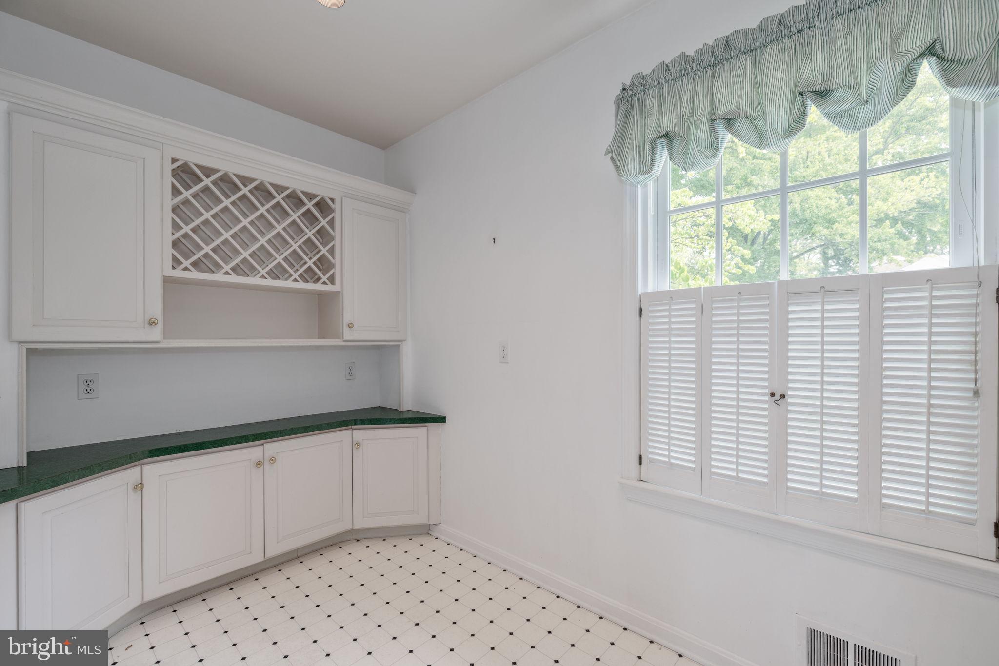3581 Hamlet Place Chevy Chase, MD 20815 - Photo 11 of 30 Main Level - Kitchen