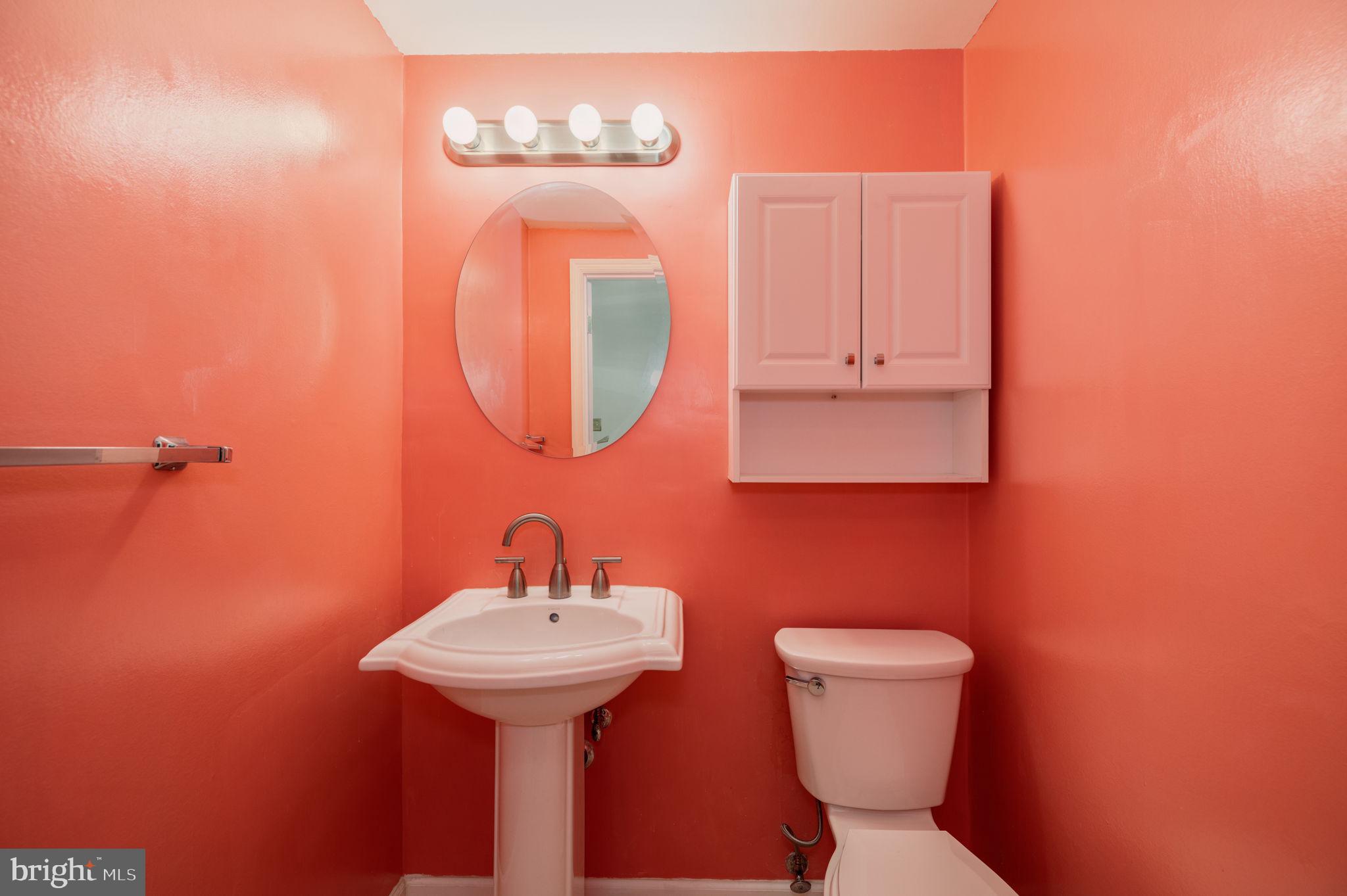 3581 Hamlet Place Chevy Chase, MD 20815 - Photo 12 of 30 Main Level - Powder Room