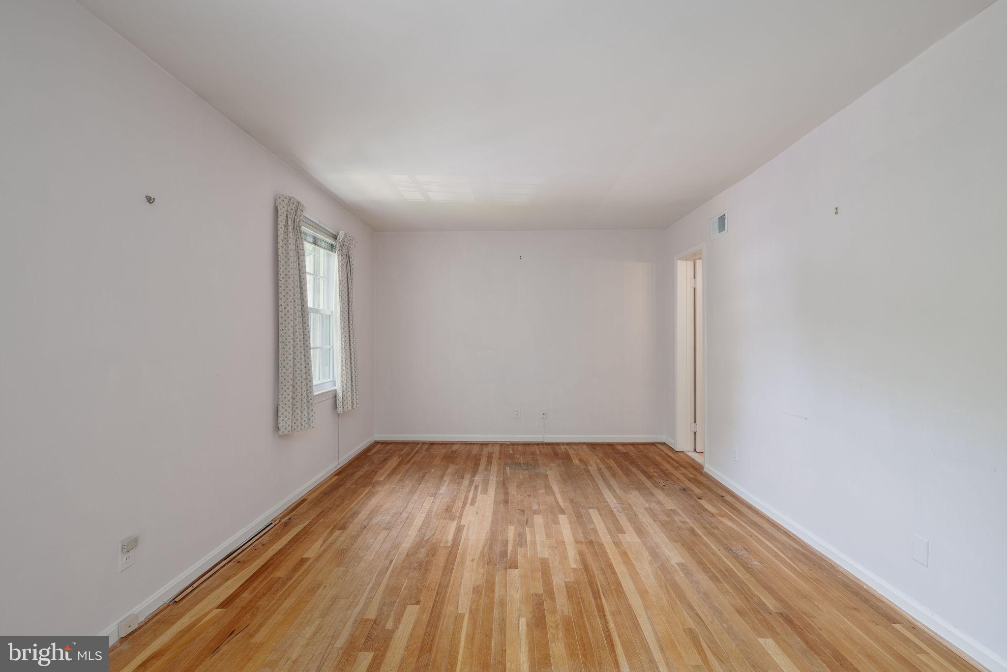 3581 Hamlet Place Chevy Chase, MD 20815 - Photo 18 of 30 Upper Level - Bedroom #2