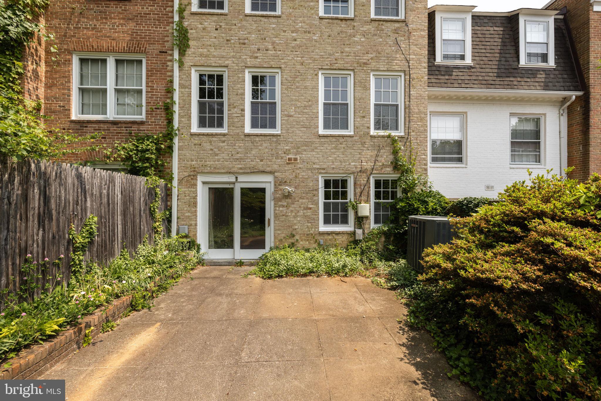 3581 Hamlet Place Chevy Chase, MD 20815 - Photo 27 of 30 Rear Exterior