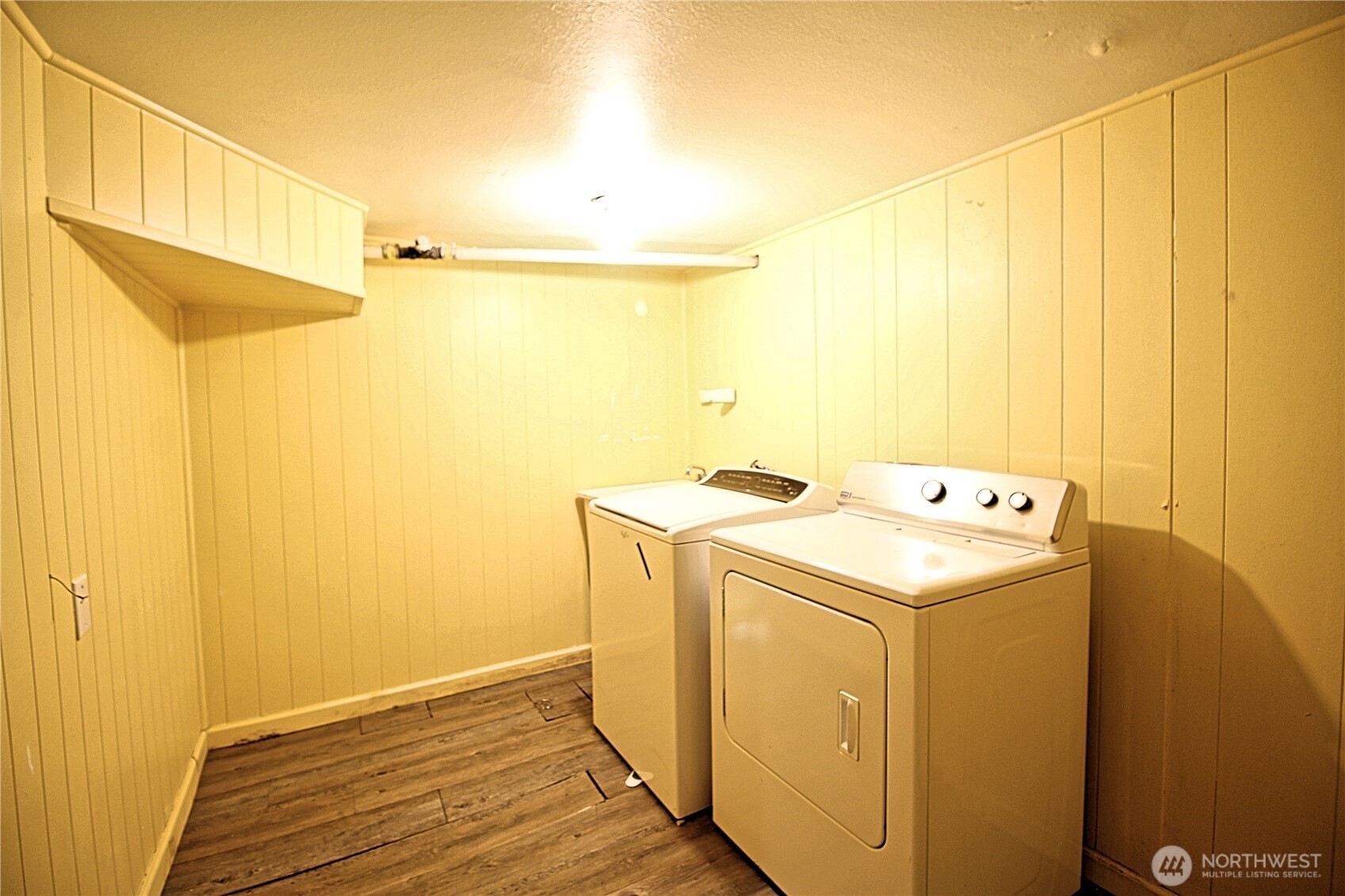 126 East 64th Street Tacoma, WA 98404 - Photo 32 of 36 a utility room with dryer and washer