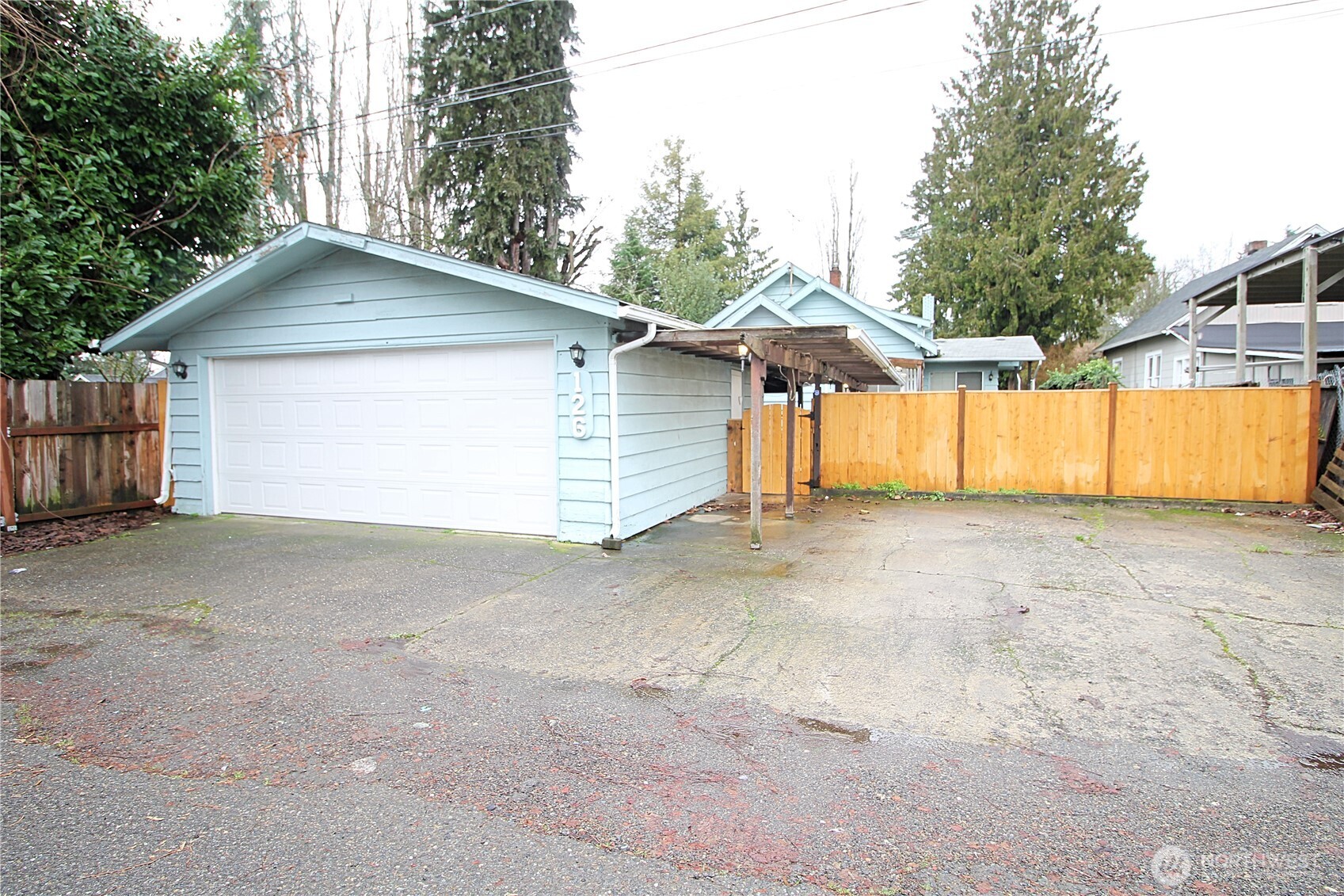 126 East 64th Street Tacoma, WA 98404 - Photo 35 of 36 a view of garage and yard