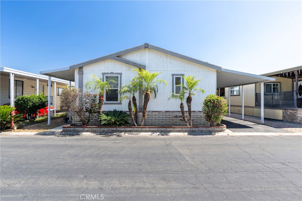300 North Rampart Street, Unit 197 Orange, CA 92868 - Photo 44 of 51