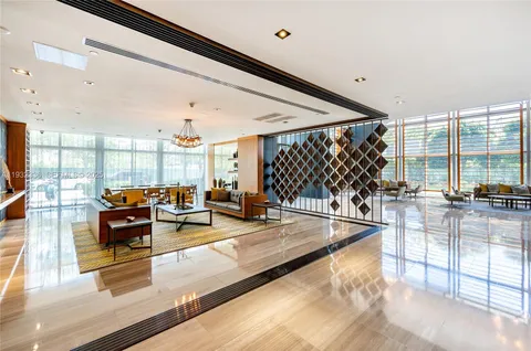 $810,000 | 3470 East Coast Avenue, Unit H0704, Miami, FL 33137