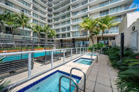 $810,000 | 3470 East Coast Avenue, Unit H0704, Miami, FL 33137